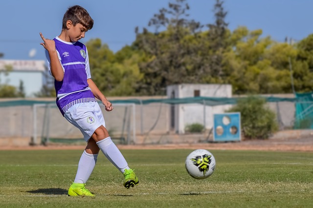 灰熊10人轮换全部有得分进账！埃迪半场7分7篮板3助攻