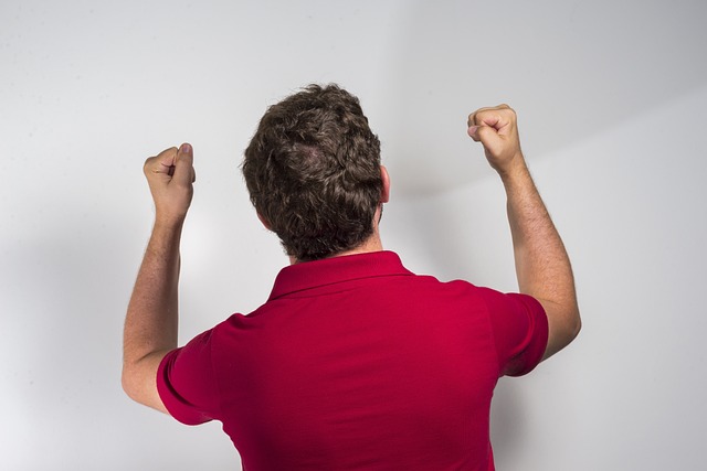 巴媒：小罗比尼奥解约金高达5000万欧，桑托斯对其低调保护