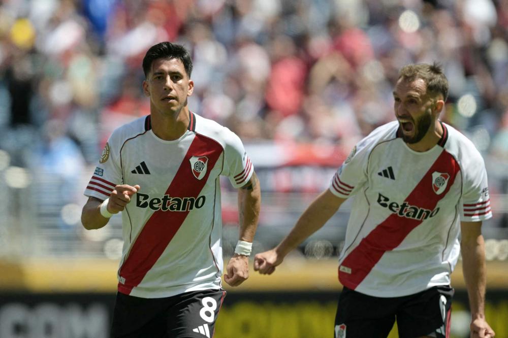 逆天，挪威甲门将点球大战一脚将摆好的球踢走以干扰对方