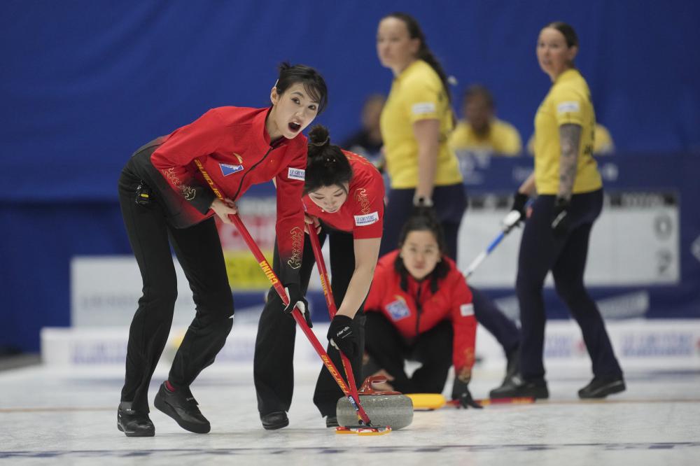 阿斯：皇马不会强行引入中场球员，勉强补强不如维持现有阵容